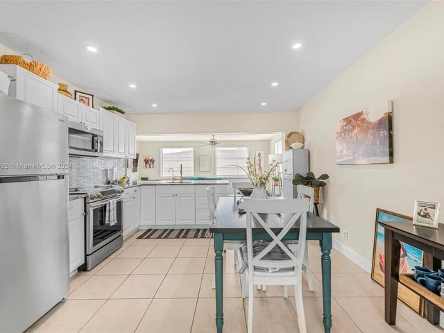 4810 NW 42nd Ave, Tamarac FL 33319