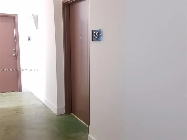 3029 NE 188th St # 323, Aventura FL 33180