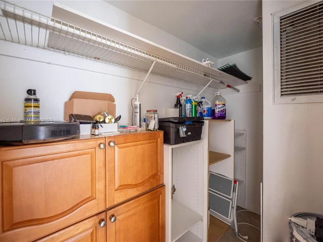 18061 Biscayne Blvd # 1701, Aventura FL 33160