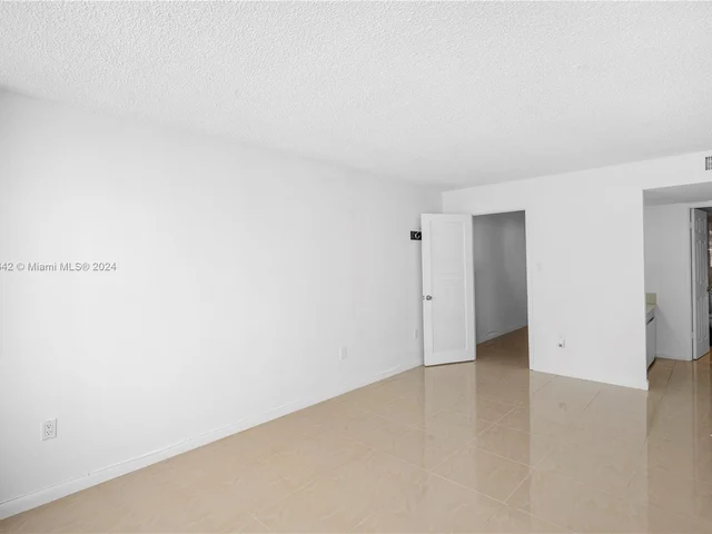 18061 Biscayne Blvd # 1701, Aventura FL 33160