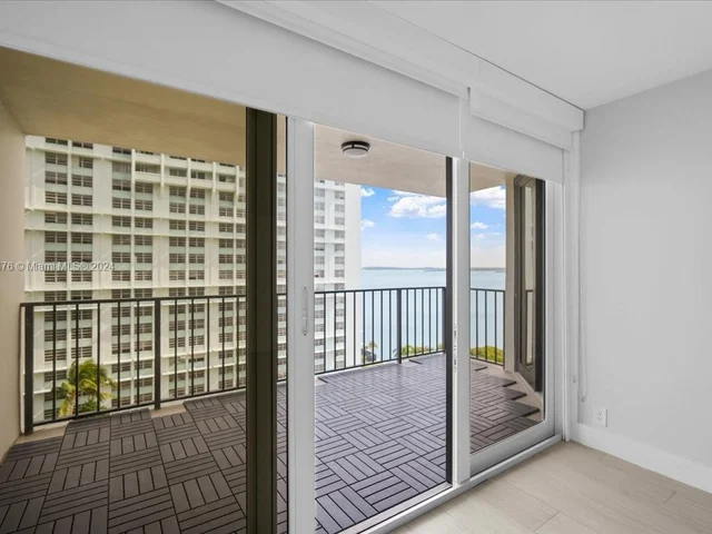 1865 BRICKELL Ave # A1005, Miami FL 33129