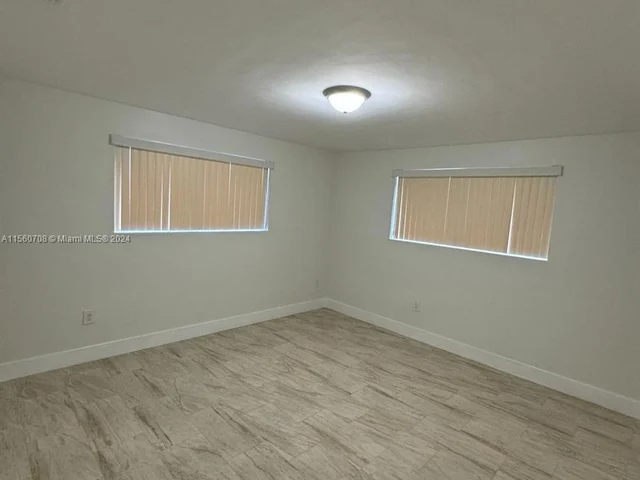 1222 NW 102nd St # 1222, Miami FL 33147