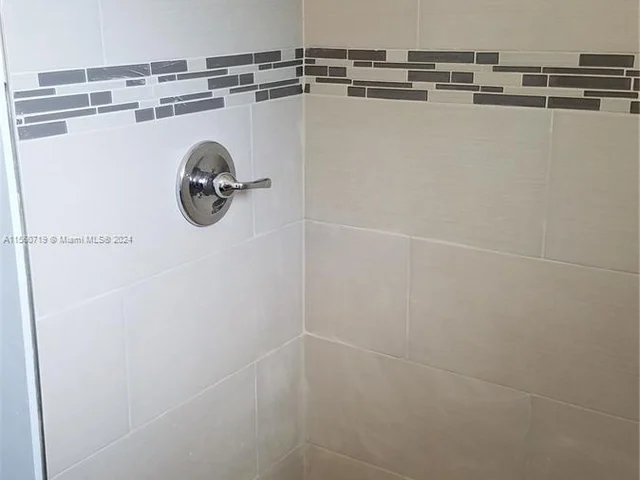 703 NW 6th St # A, Hallandale Beach FL 33009