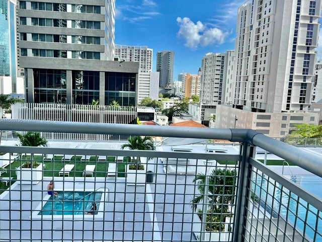 690 SW 1st Ct # 1026, Miami FL 33130