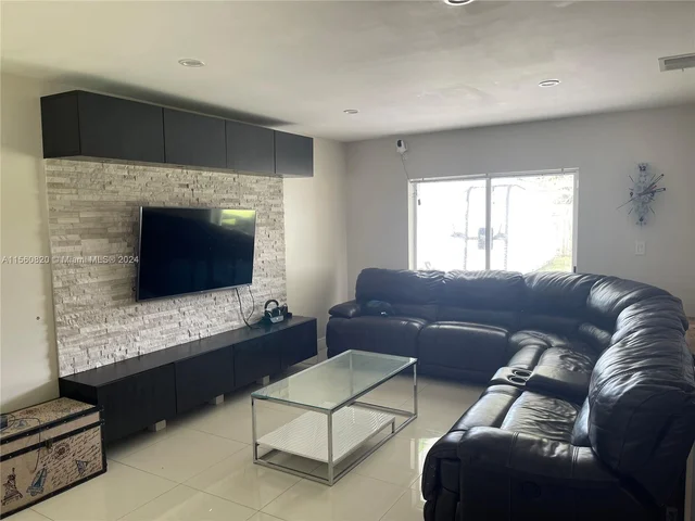 17958 SW 154th Ct # 0, Miami FL 33187