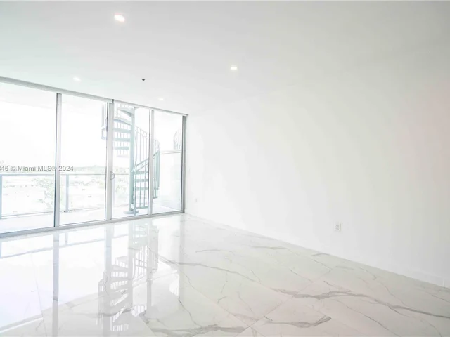 8425 Crespi Blvd # 502, Miami Beach FL 33141