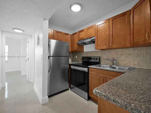 667 Kathy Ct # 4, Margate FL 33068