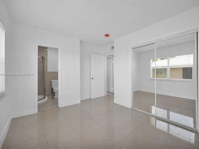 667 Kathy Ct # 4, Margate FL 33068