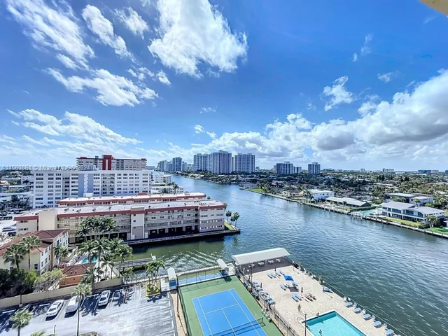 2017 S Ocean Dr # 1206, Hallandale Beach FL 33009