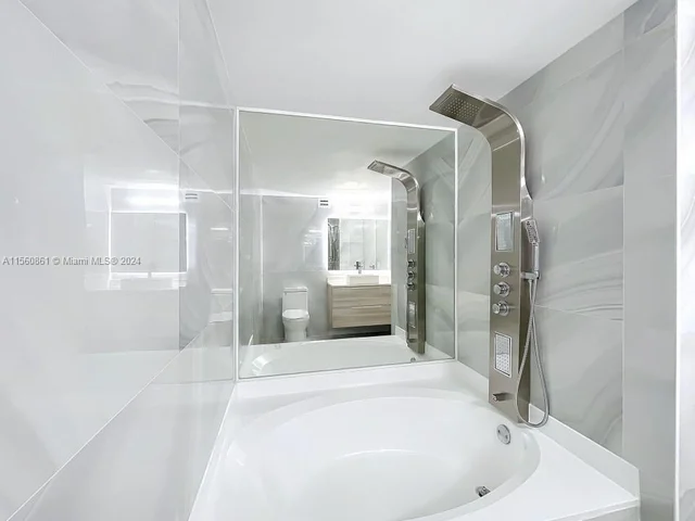 2017 S Ocean Dr # 1206, Hallandale Beach FL 33009