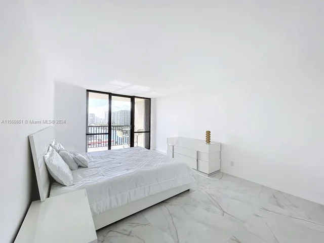 2017 S Ocean Dr # 1206, Hallandale Beach FL 33009