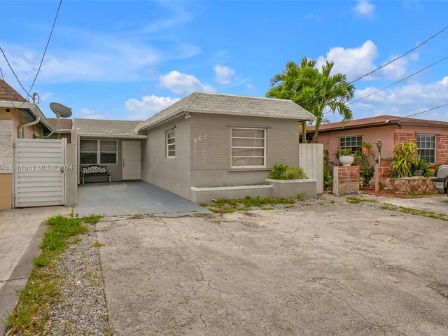 862 W 79th St, Hialeah FL 33014