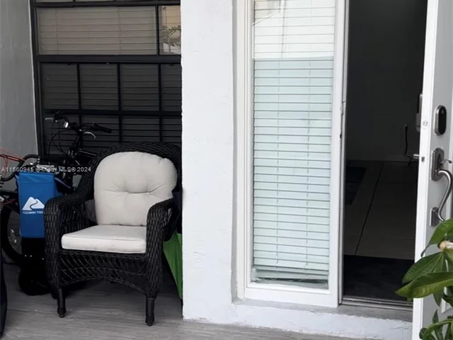 6241 SW 138th Ct, Miami FL 33183