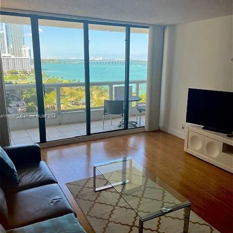 1717 N Bayshore Dr # A1748, Miami FL 33132