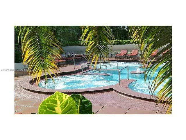 1717 N Bayshore Dr # A1748, Miami FL 33132