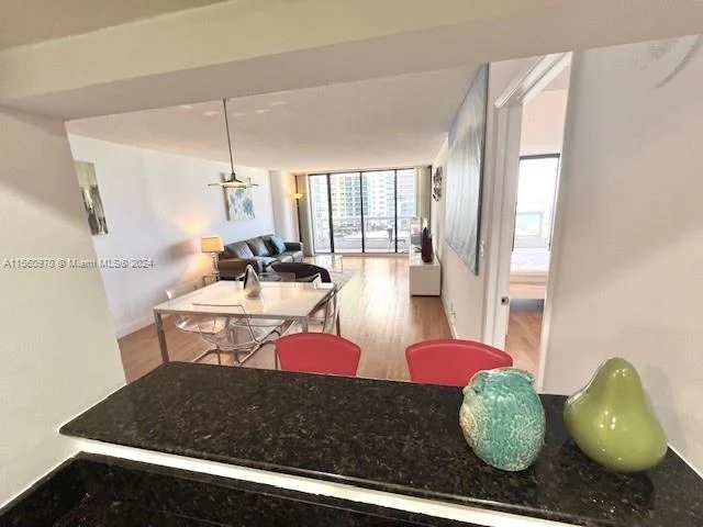 1717 N Bayshore Dr # A1748, Miami FL 33132