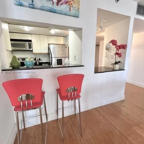 1717 N Bayshore Dr # A1748, Miami FL 33132