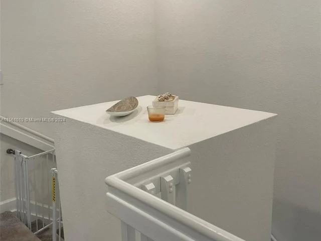 533 NE 206th Ln # 533, Miami FL 33179