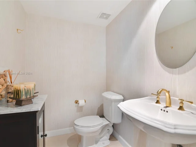 19111 Collins Ave # 2704, Sunny Isles Beach FL 33160