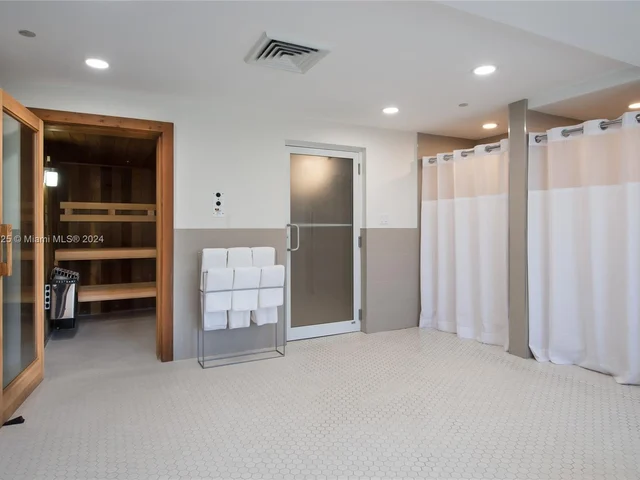 19111 Collins Ave # 2704, Sunny Isles Beach FL 33160