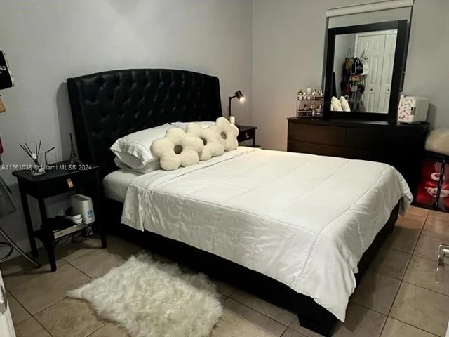 340 SW 78th Ave, Miami FL 33144