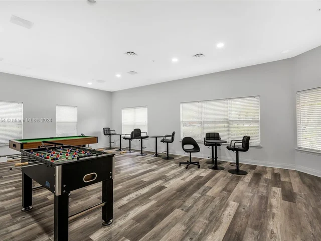 731 Vista Isles Dr # 1517, Sunrise FL 33325