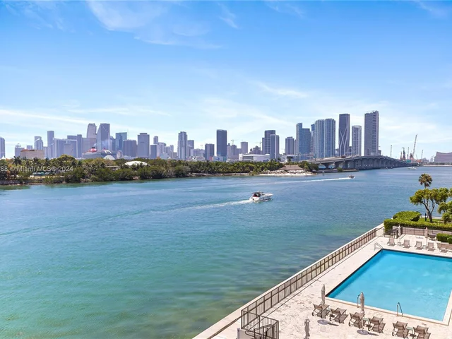 1000 Venetian Way # 101, Miami FL 33139