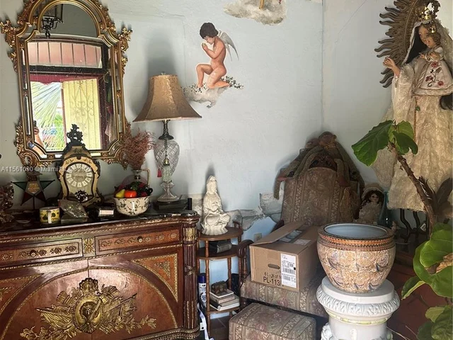 445 SW 20th Rd, Miami FL 33129