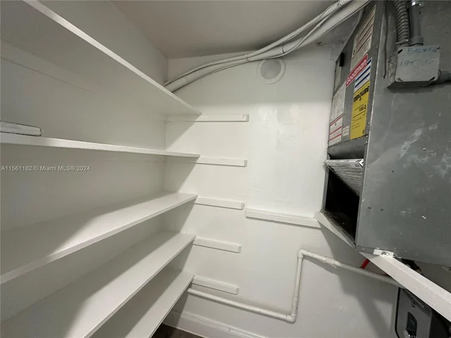 2300 Madison St # 102, Hollywood FL 33020