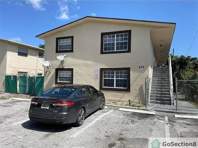 632 SW 16th Ave # D, Fort Lauderdale FL 33312
