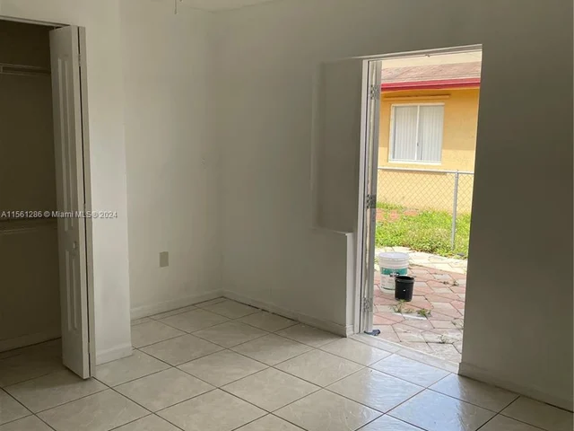 20776 NW 41st Ave Rd, Miami Gardens FL 33055