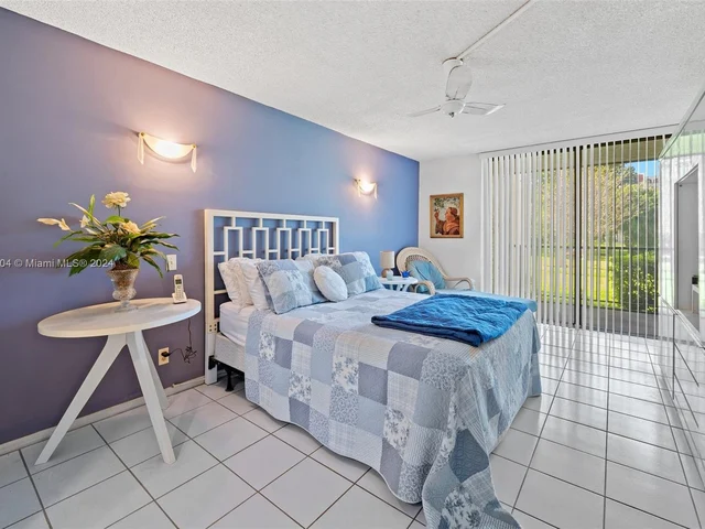 2001 Atlantic Shores Blvd # 110, Hallandale Beach FL 33009