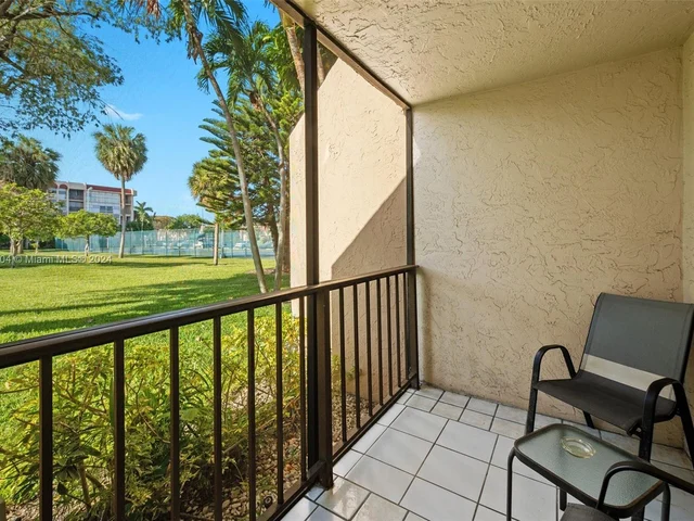 2001 Atlantic Shores Blvd # 110, Hallandale Beach FL 33009