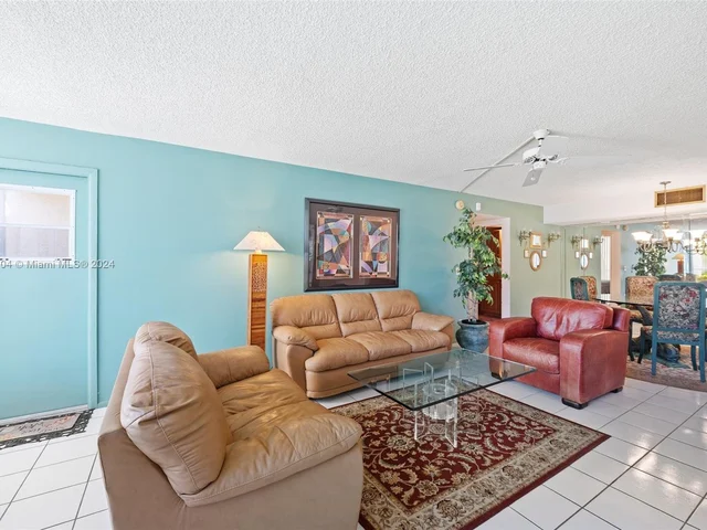 2001 Atlantic Shores Blvd # 110, Hallandale Beach FL 33009