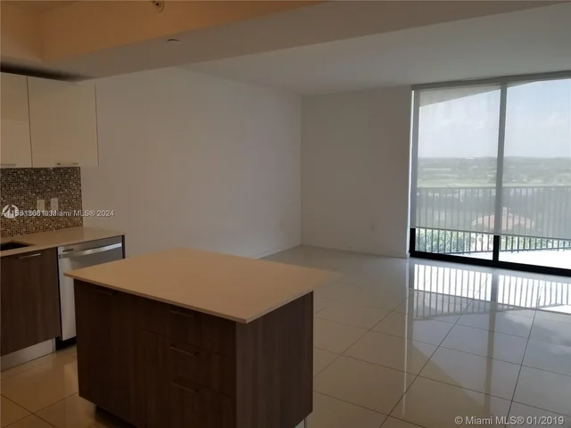 5252 NW 85th Ave # 1008, Doral FL 33166