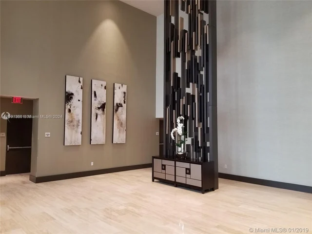 5252 NW 85th Ave # 1008, Doral FL 33166