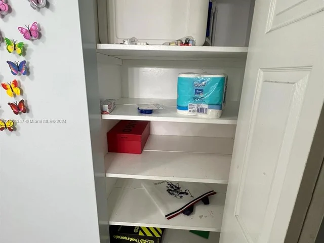 999 Brickell Bay Dr # 1506, Miami FL 33131