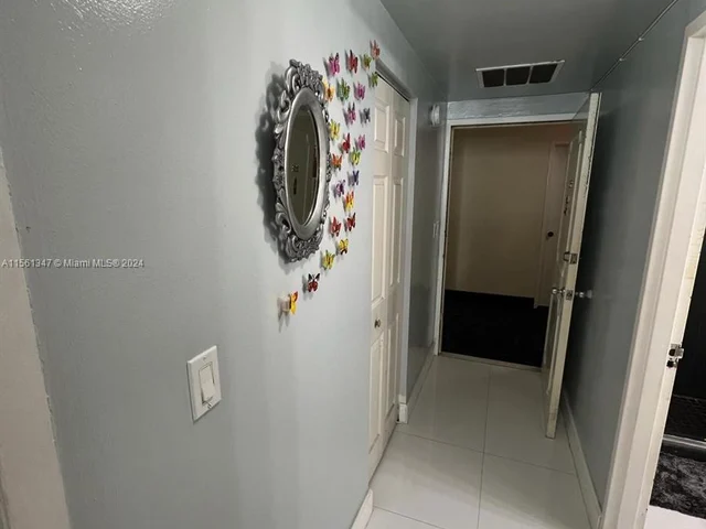 999 Brickell Bay Dr # 1506, Miami FL 33131