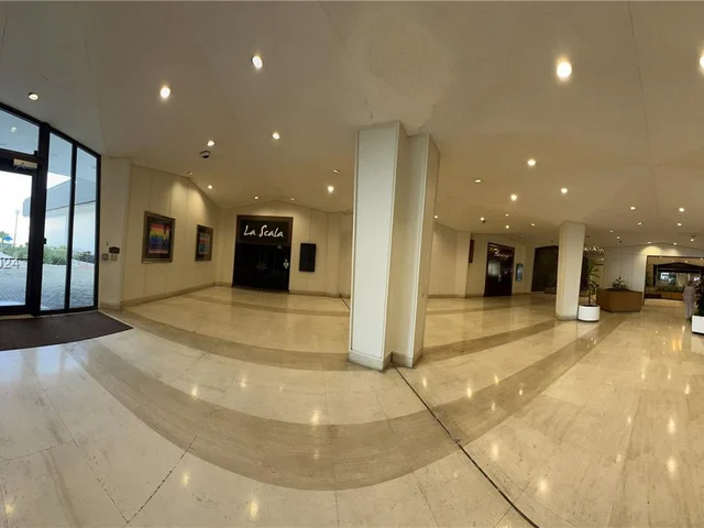 999 Brickell Bay Dr # 1506, Miami FL 33131