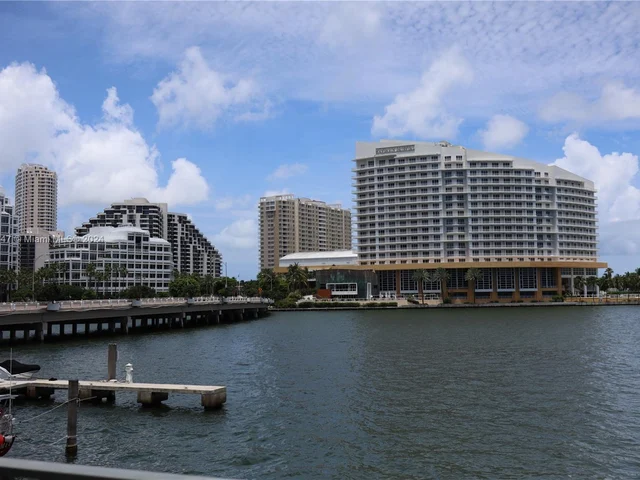 999 Brickell Bay Dr # 1506, Miami FL 33131