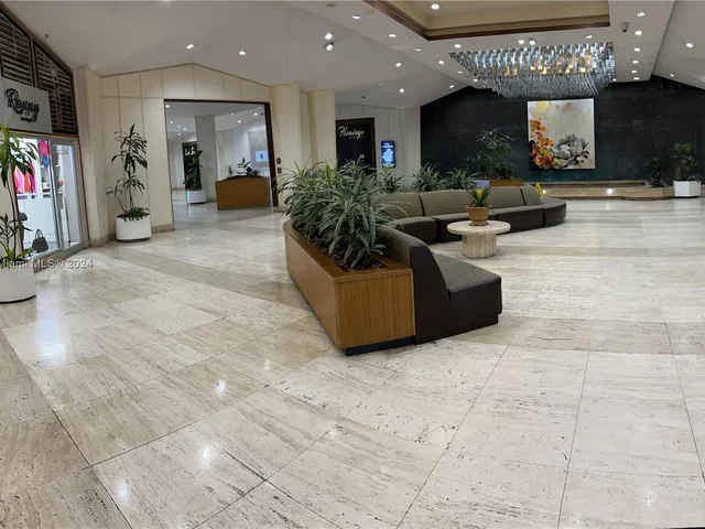 999 Brickell Bay Dr # 1506, Miami FL 33131