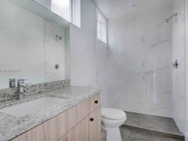 2010 SW 25th Ter # 403, Miami FL 33133