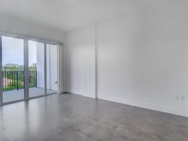 2010 SW 25th Ter # 403, Miami FL 33133