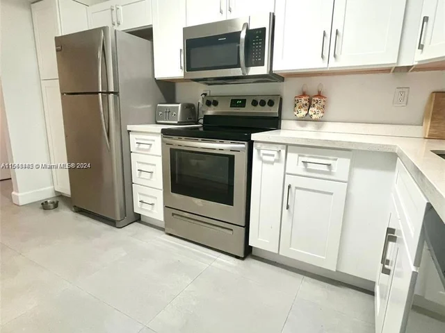 20381 NE 30 AVENUE # 124, Aventura FL 33180