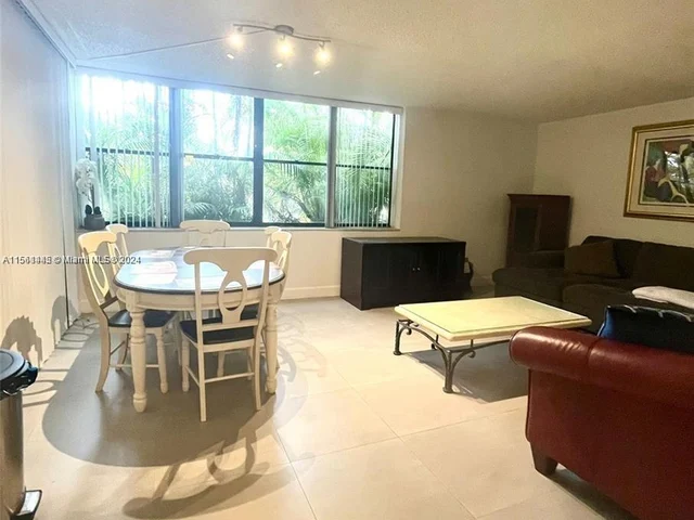 20381 NE 30 AVENUE # 124, Aventura FL 33180