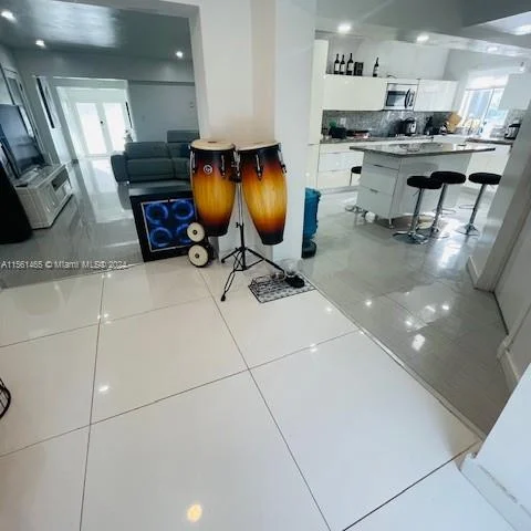 3721 NW Flagler Ter, Miami FL 33126