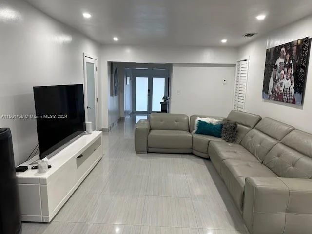 3721 NW Flagler Ter, Miami FL 33126