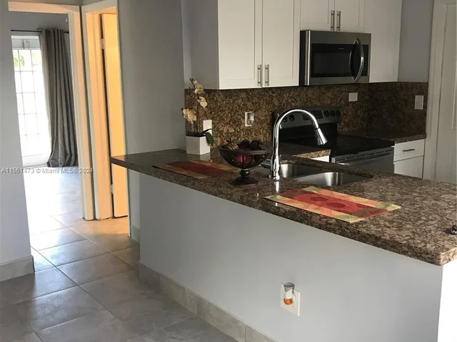 320 Ipswich St # 320, Boca Raton FL 33487