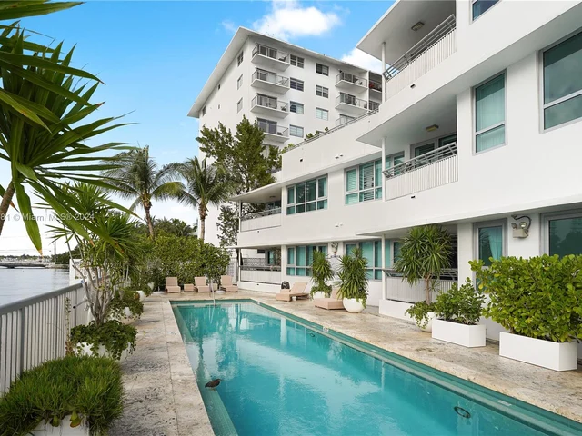 1491 Lincoln Ter # 201, Miami Beach FL 33139