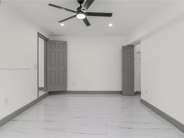 7901 NW 69th Ter, Tamarac FL 33321